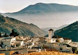 Le climat en andalousie, dans les villes côtières, est plus tempéré, avec des hivers plutôt doux et des chaleurs modérées en été. Grenade Visites Climat Et Ski En Sierra Nevada Unesco