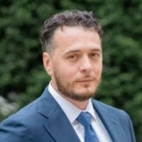 Naim Gashi's Instagram, Twitter & Facebook