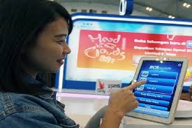 Era revolusi industri keempat ini mengacu pada bagaimana teknologi seperti kecerdasan buatan atau artificial intelligence (ai), teknologi robotik, dan internet saling memengaruhi kehidupan manusia. Bisnis Bank Di Era Digital Apa Masih Butuh Karyawan