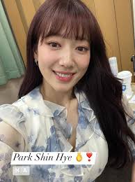 Happy weekend ❣️❣️❣️ 💙🤍💙🤍💙