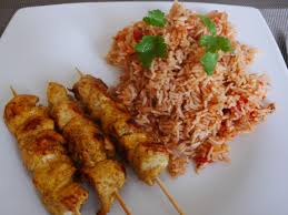 Brochettes De Poulet Tandoori Riz Indien A La Tomate Et Aux Graines De Nigelle Poulet Tandoori Riz Indien Brochette Poulet