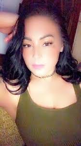 Amber Stump's Instagram, Twitter & Facebook