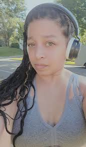 I have always wanted to have iris photography done, and I happened to find  a place by chance today! I just had to.