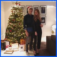 The formula 1 star has jetted to the popular holiday hotspot in the caribbean with carmen. Seychelle De Vries Co Báº¡n Gai Ca Tinh Cá»§a George Russell Thá»ƒ Thao Tá»'c Ä'á»™