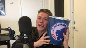Sådan lyder en af de kritiske kommentarer om viktor fischer i nicklas bendtners nye bog begge sider, der udkommer tirsdag. Podcast Med Viktor Fischer Sporg Mig Om Alt Del 2 F C Kobenhavn