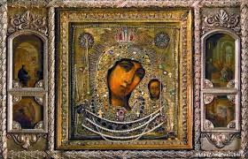 Казанская икона божией матери была обретена в 1579 году после пожара в казани. Tajna Podlinnika Kazanskoj Bogorodicy