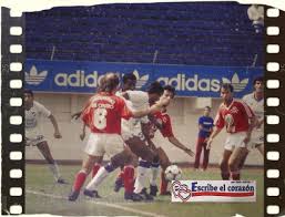 The match is a part of the conmebol libertadores, group f. Futbol Sin Pelota Partidos Raros Serie Nacional Vs Argentinos Jrs Supercopa 1990