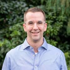 Marilyn Olmstead's Instagram, Twitter & Facebook