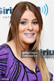 44 Photos & High Res Pictures