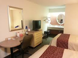 We offer our guests 100. Inside The Room 1 Picture Of Red Roof Inn Buffalo Hamburg I 90 Tripadvisor