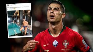 Роналду криштиану / cristiano ronaldo. Nach Positiver Corona Diagnose Ronaldo Meldet Sich Mit Badefoto Aus Quarantane Sportbuzzer De