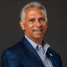 Today was a good day! All of our Detroit Economic Club Career Readiness  Academy students from Northville High School were treated to an office  visit, tour, networking, and panel discussion at HNTB -… |