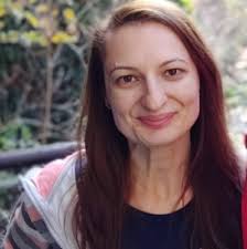 How to Choose the Best Channel and Format for Internal Messages