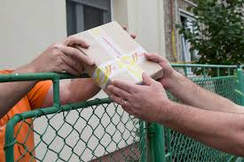 Achitarea la primirea produselor implica un serviciu suplimentar efectuat de firma de. Colete Interne Contra Ramburs