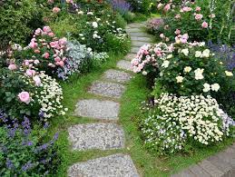 Whether you're growing fruits and veggies or herbs and flowers, edging is the finishing touch for any type of garden.it's like wearing the perfect pair of earrings to set off your favorite outfit! Rose Garden Ideas How To Design With Roses Garden Design