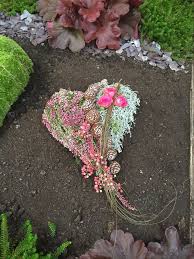 All Saints Day Exhibition And Sale Garten Prentl Day Exhibition Garten Prentl Saints Sale In 2020 Funeral Flowers Funeral Floral Beautiful Flower Arrangements