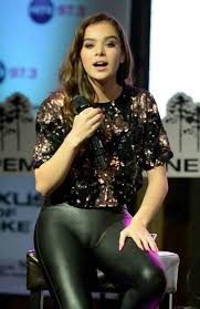 Find the perfect camel toe stock photos and editorial news pictures from getty images. Celebrity Camel Toe 15 Celebrities With Reverse Wedgie For Days
