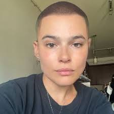 Emily Craft (@emilycraft96)