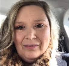 Deana Sumner's Instagram, Twitter & Facebook