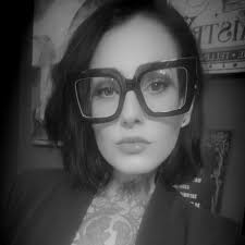 Had a chilled day coding today and gave ProfileMe some love 🙌 ➕ Lots of  new skills added (Ubuntu, Ember.js, Servomon and more) ➕ Automatically  'copy' your social username from one platform