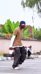 Loyiso Dance Challenge: Celebrate the Griddy Moves