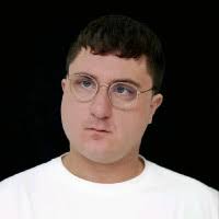 60+ perfiles de «Aaron Suarez»