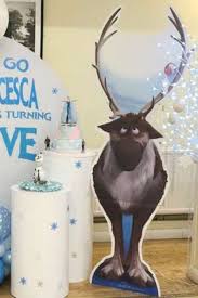 Frozen Birthday Party In 2020 Frozen Birthday Party Minion Birthday Party Frozen Party Decorations