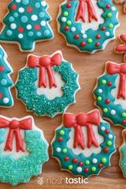 When it comes time to decorate your 3d cookie christmas tree recipe, pipe on your icing using a round nozzle two easy ideas for decorated christmas cookies that you can make even if you're a beginner working with royal icing. Royal Icing For Cookies With Step By Step Guide Tips