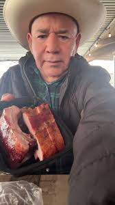 Delicious Smoked Meat and Macaroni Cheese Feast