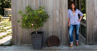 The zip code for wentworth is 27375. Vivian Howard