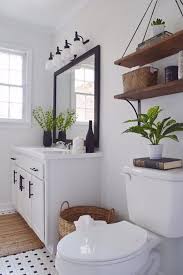 39 Stunning Modern Farmhouse Bathroom Decor Go Diy Home White Bathroom Decor Farmhouse Bathroom Decor Small Farmhouse Bathroom