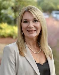 Daphne Stone's Instagram, Twitter & Facebook