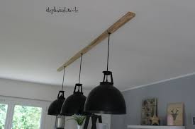 Comment Installer Des Luminaires En Ligne Au Dessus D Une Table En 2020 Luminaires Salle A Manger Luminaire Diy Luminaire