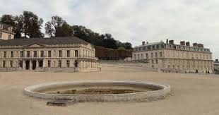 Le Chateau De Saint Cloud Architecture Et Decor Page 16 Architecture Architecture Classique Chateau