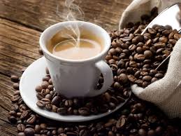 Le Cafe Ne Vous Rend Pas Service Il Diminue Bien Au Contraire Votre Productivite Recette Cafe Grain De Cafe Amour Du Cafe