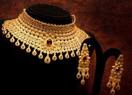 Uncut Diamond Necklace Sets Malabar Gold Google Search Malabargoldjewellery Gold Jewelry Necklace Choker Necklace Designs Gold Choker Necklace