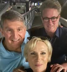 JOE AND JOE —And thank you Gayle for a LOVELY dinner #fun #joe #morningjoe  #politics #civility