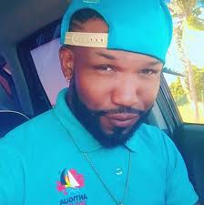 Delivery available Whatsapp 772-4182 $60.00 Medium F $60.00 4 Small,  mall,Medium,2 Medium, 2XL URSUA $60.00 Large K<C $60.00 $6 Medium  MediumandLarge and Large $50.00 Small $60.00 Medium MediumandLarge and  Large CNY 工女