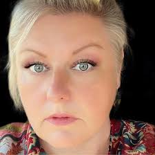 Pam Anderson and Jon Peters Relationship Discussion