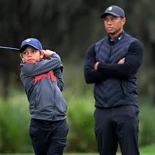 Gentlemen only ladies forbidden : Watching Tiger Woods Play An Often Hidden Role Dad The New York Times