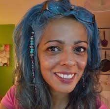 Hi all. I got my oculus about a month ago Since getting it set up there has  been a small pink dot in the right side of my view. Is this normal ?