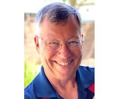 Nicole Manders's Instagram, Twitter & Facebook