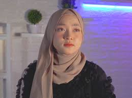 Lirik buka se thitik joss. Lirik Lagu Aisyah Istri Rasulullah Dalam Dua Versi