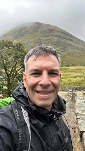 One of the benefits of alllllllll this rain we've been having… Aber Falls  in all its glory 🙌 Topping up our water bottles… with the best drinking  water, fresh from the mountains