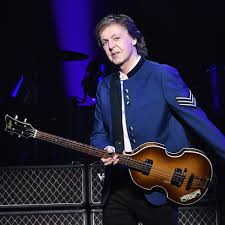 Ringo starr has apparently come clean about the infamous conspiracy that paul mccartney died in the 60's, saying that the burden of the secret has become too much for him to bare. 2017 Was Also The Year I Saw Paul Mccartney The New Yorker