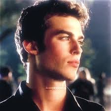 Russell Sams's Instagram, Twitter & Facebook