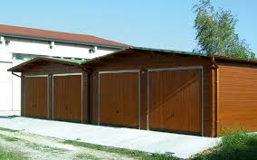 Box auto box in legno per auto prefabbricati, su misura e in kit di montaggio. Al Sicuro Anche I Tuoi Risparmi Con I Prezzi Dei Nostri Garage In Legno Prezzi