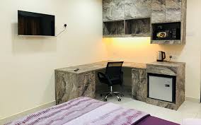 Pjs 9 bandar sunway university petaling jaya, selangor, malaysia 46150. Taylorsroomz The Lap Of Affordable Luxury
