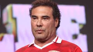 Eduardo Yáñez vuelve a ponerse violento con periodistas