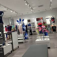 1 utama shopping centre, petaling jaya, malaysia. Adidas Original Bandar Sunway Selangor